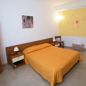  Bed & Breakfast Orange Paradise